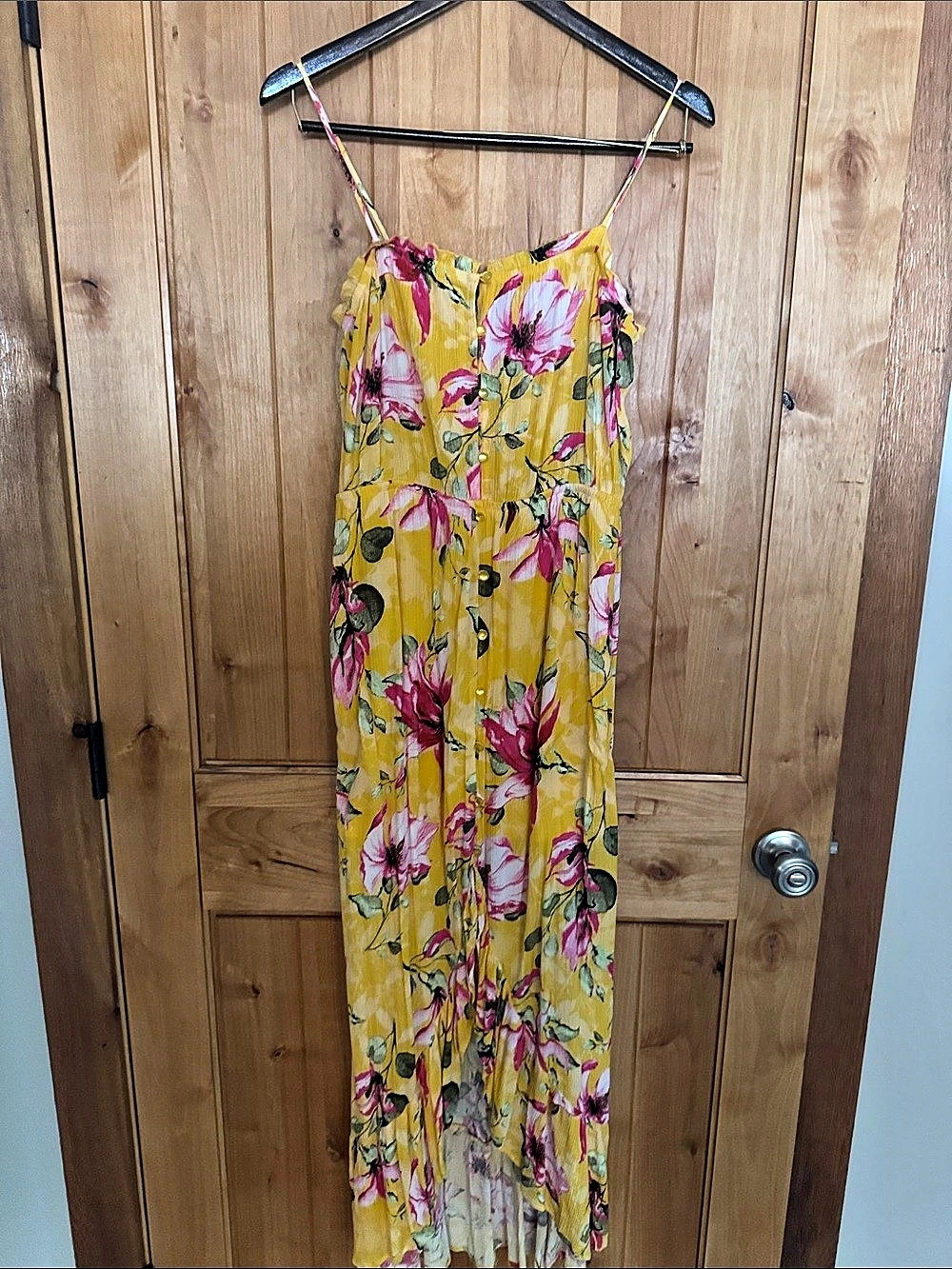 ONE LOVE CLOTHING Floral Maxi Dress in Yellow & Pink Size Large